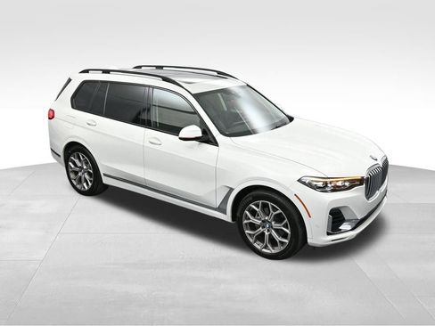 Used 2021 BMW X7 xDrive40i w/ Premium Package AWD/4WD image 53