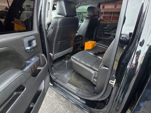 Used 2016 GMC Sierra 2500 Denali w/ Duramax Plus Package image 11