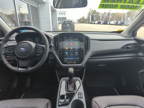 Used 2025 Subaru Crosstrek 2.5i Limited AWD/4WD image 16