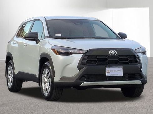New 2026 Toyota Corolla Cross L image 3