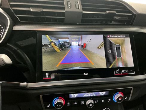 Certified 2025 Audi Q3 2.0T Premium Plus w/ Premium Plus Package image 24