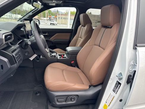 New 2026 Toyota 4Runner Limited image 11