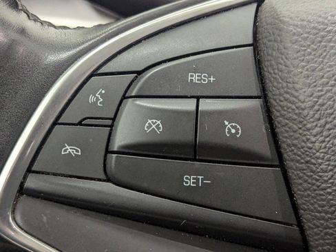 Used 2017 Cadillac XT5 Luxury w/ Driver Awareness Package image 16