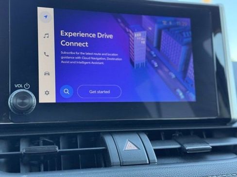 Used 2025 Toyota RAV4 XLE image 13