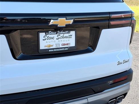 New 2026 Chevrolet Traverse LT w/ Sun and Wheel Package image 31