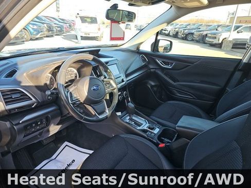 Used 2023 Subaru Forester Premium image 12