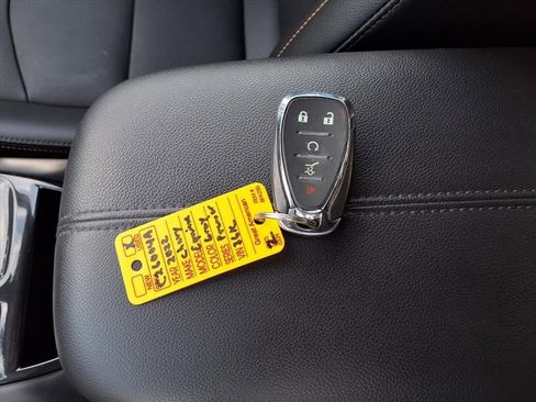 Used 2022 Chevrolet Equinox Premier w/ Redline Edition image 21