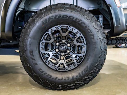 Used 2025 Ford F150 Raptor w/ Equipment Group 803A Raptor R image 34