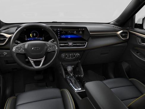 New 2025 Chevrolet TrailBlazer ACTIV w/ Convenience Package FWD image 32