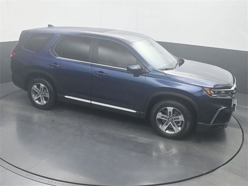 Used 2024 Honda Pilot EX-L image 19