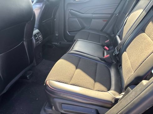 Used 2024 Ford Escape ST-Line AWD/4WD image 10