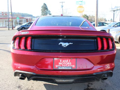 Used 2018 Ford Mustang Coupe w/ Equipment Group 101A image 5