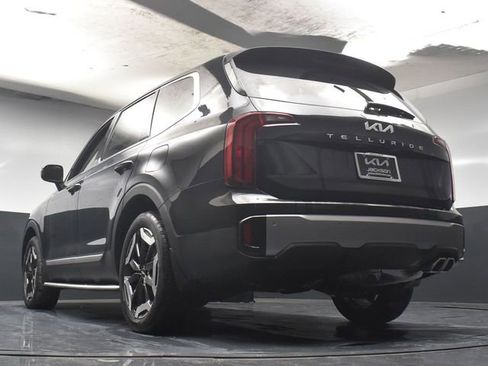 Used 2025 Kia Telluride S FWD image 35