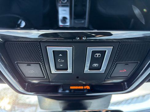 Used 2020 Land Rover Range Rover HSE image 64