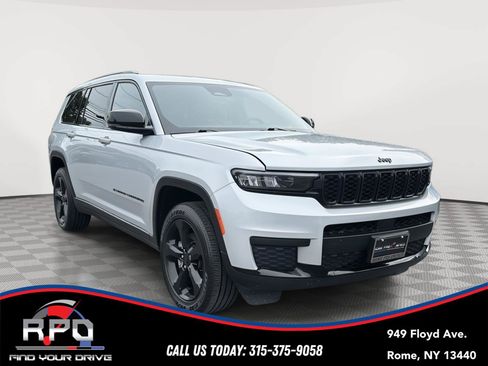 Used 2021 Jeep Grand Cherokee L Laredo AWD/4WD image 7