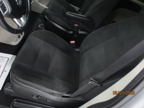 Used 2019 Dodge Grand Caravan SE w/ UConnect Hands-Free Group FWD image 20