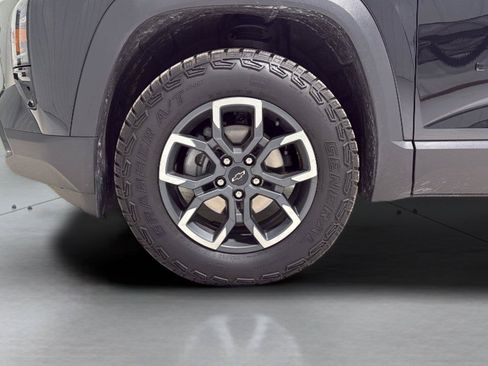 Used 2026 Chevrolet Equinox ACTIV w/ Safety and Technology Package FWD image 29