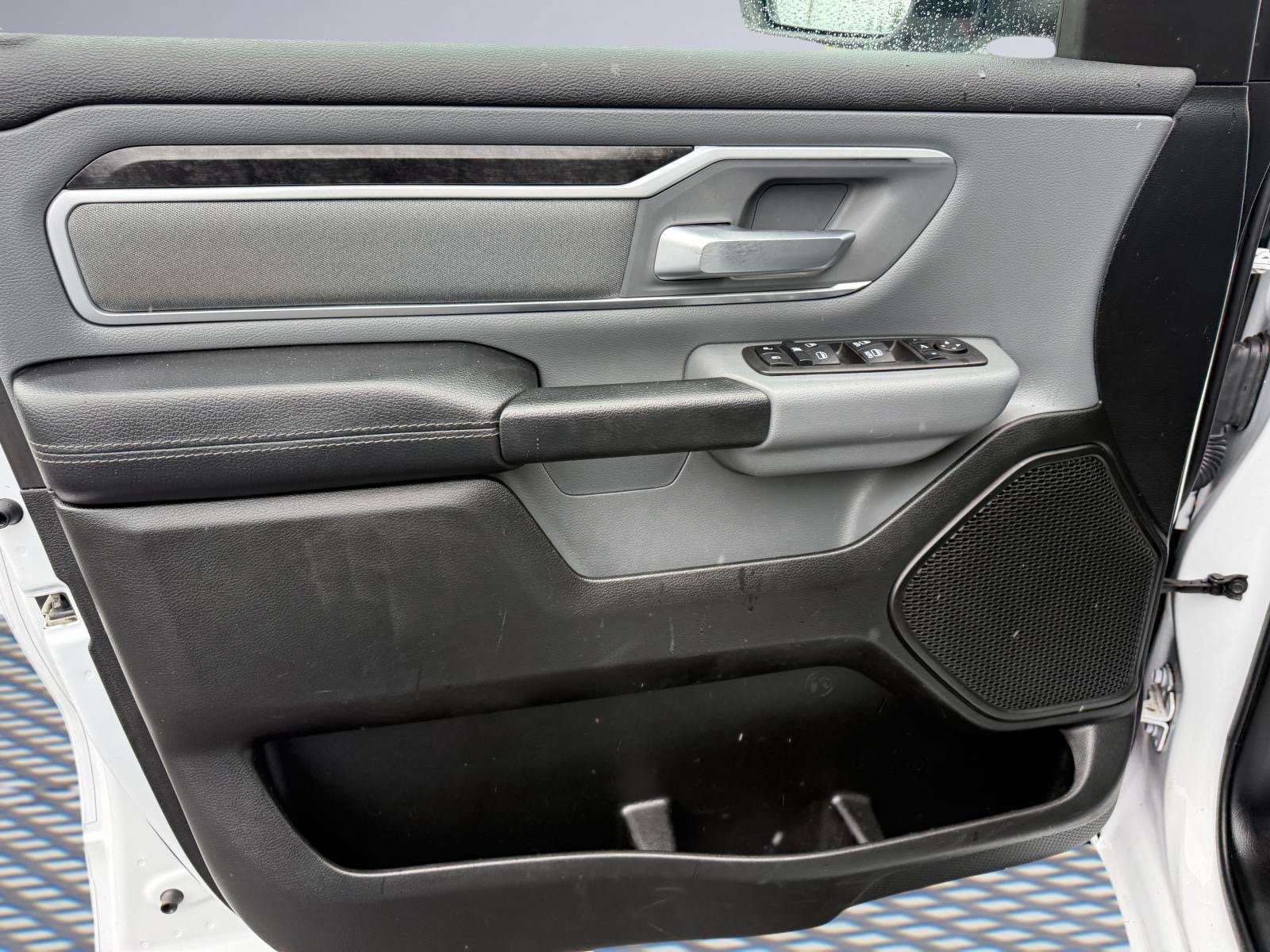 Used 2022 RAM 1500 Big Horn AWD/4WD image 23