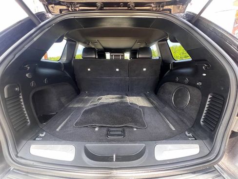 Used 2017 Jeep Grand Cherokee Overland w/ Jeep Active Safety Group image 14