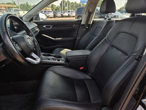 Used 2024 Honda Civic Touring image 16