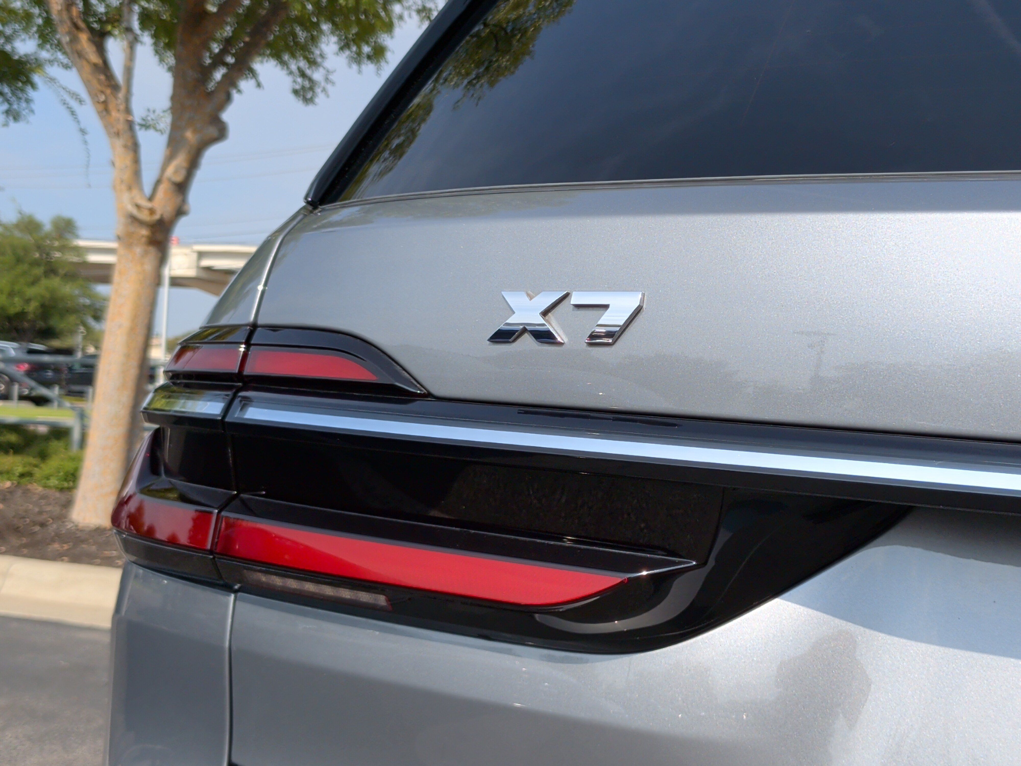 Certified 2024 BMW X7 M60i AWD/4WD image 12