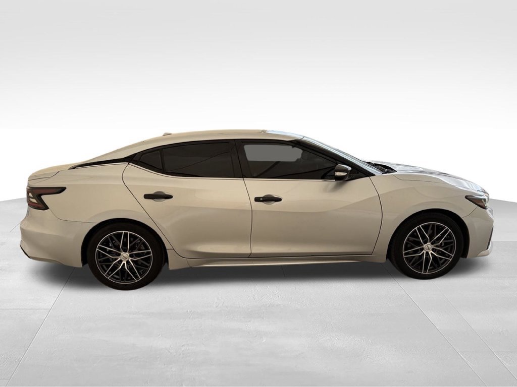 Used 2022 Nissan Maxima SV FWD image 7