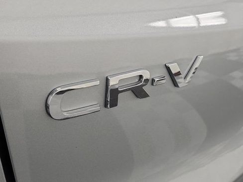 Used 2025 Honda CR-V LX image 8