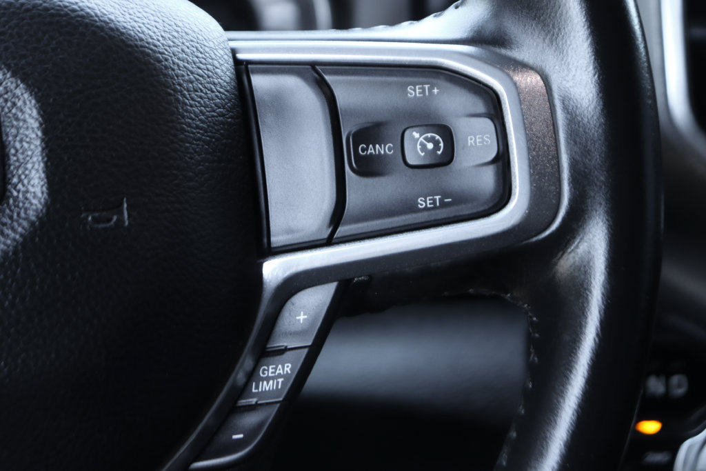 Used 2023 RAM 1500 Laramie AWD/4WD image 24