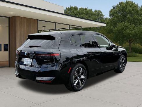 Used 2026 BMW iX xDrive45 image 8