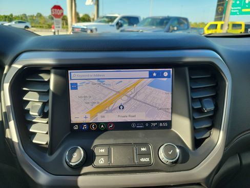 Used 2023 GMC Acadia AT4 w/ Technology Package image 29