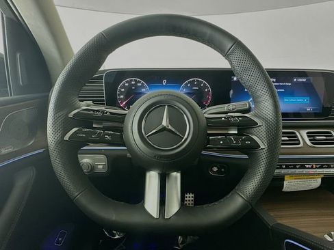 New 2026 Mercedes-Benz GLS 450 4MATIC image 11
