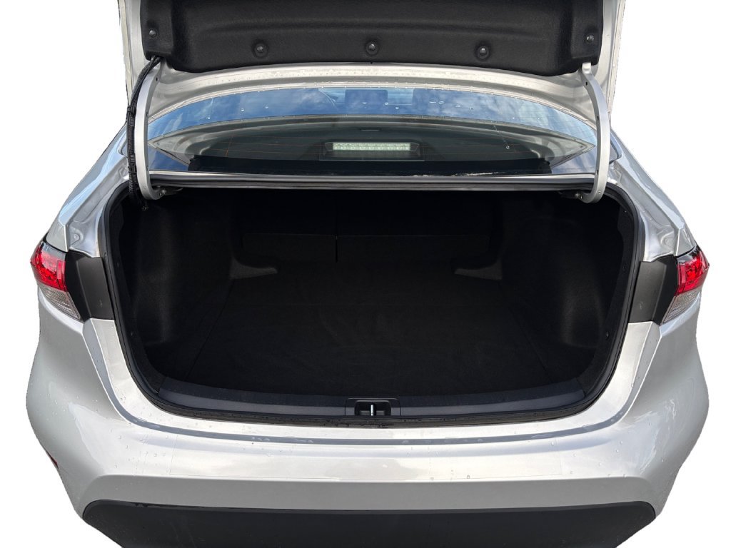 Used 2024 Toyota Corolla LE FWD image 14