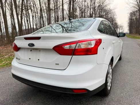Used 2012 Ford Focus SE image 4