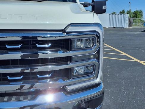 Used 2024 Ford F250 Lariat w/ Chrome Package AWD/4WD image 28