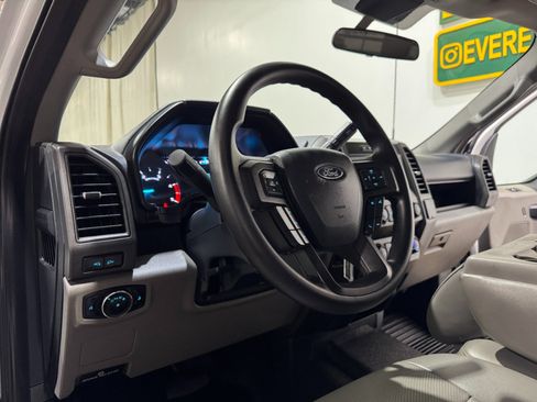 Used 2022 Ford F350 XL w/ Power Equipment Group image 10