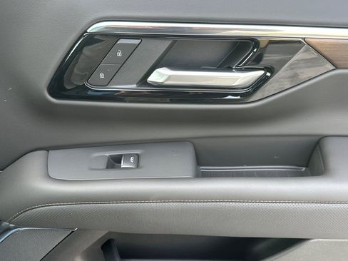 New 2026 Chevrolet Suburban High Country w/ LPO, Illumination Package image 21