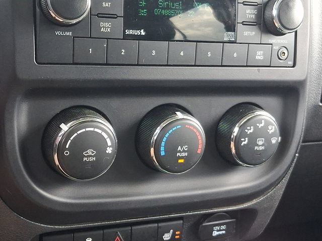 Used 2017 Jeep Patriot High Altitude AWD/4WD image 25