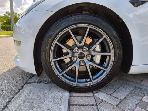 Used 2022 Tesla Model 3 RWD image 40