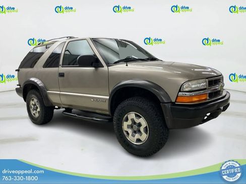 Used 2001 Chevrolet Blazer LS w/ Preferred Equipment Group AWD/4WD image 3