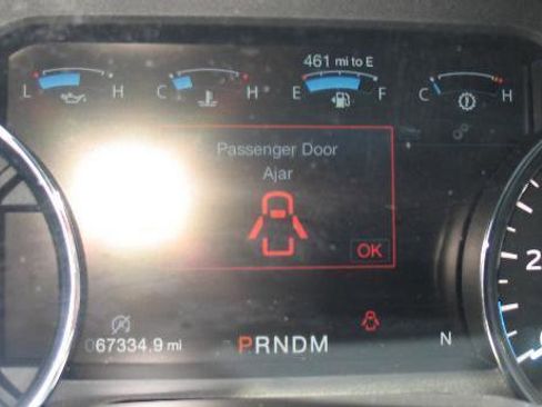 Used 2018 Ford F150 Platinum w/ Equipment Group 701A Luxury AWD/4WD image 39