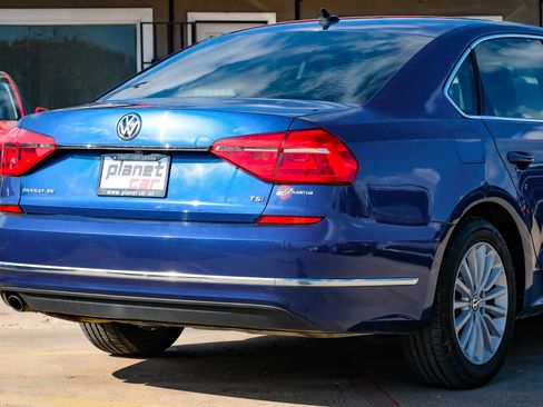 Used 2016 Volkswagen Passat 1.8T SE image 12