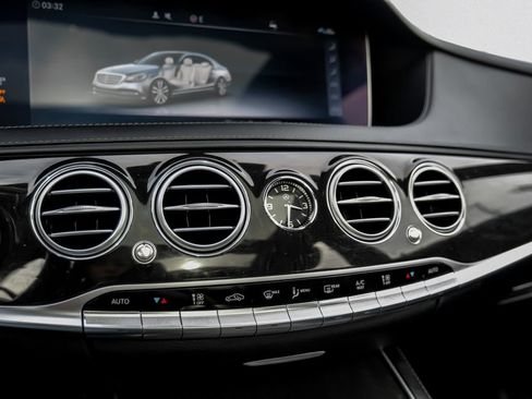 Used 2019 Mercedes-Benz S 560 4MATIC Sedan image 36