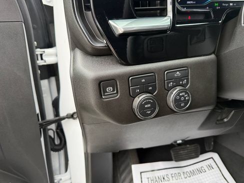 Used 2025 Chevrolet Silverado 2500 LT w/ Convenience Package AWD/4WD image 19