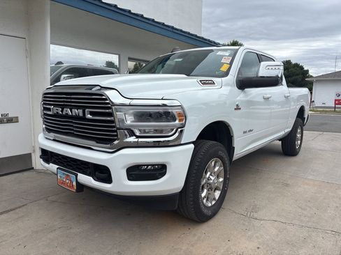 Used 2024 RAM 2500 Laramie AWD/4WD image 2