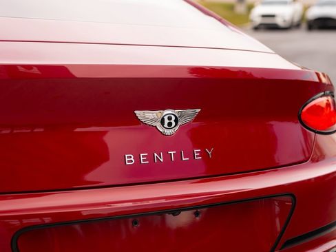 Used 2024 Bentley Continental GT image 22