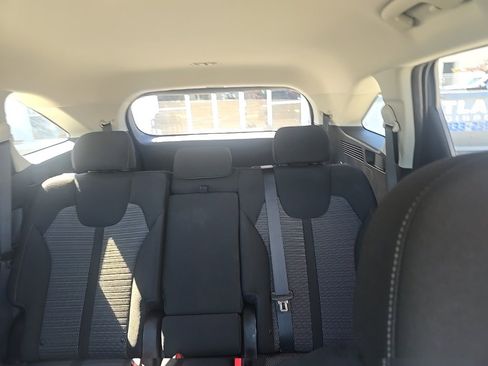 Certified 2023 Kia Sorento LX image 10