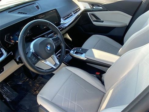 Certified 2025 BMW X1 xDrive28i w/ Convenience Package image 20