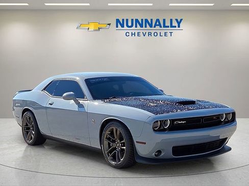 Used 2022 Dodge Challenger R/T Scat Pack w/ Dynamics Package image 7