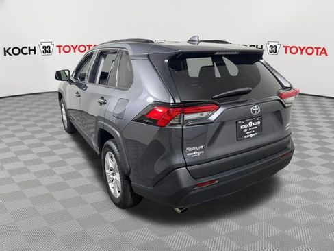 Used 2021 Toyota RAV4 XLE AWD/4WD image 6