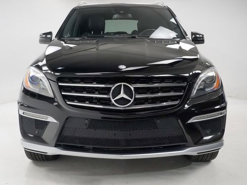 Used 2013 Mercedes-Benz ML 63 AMG 4MATIC image 6